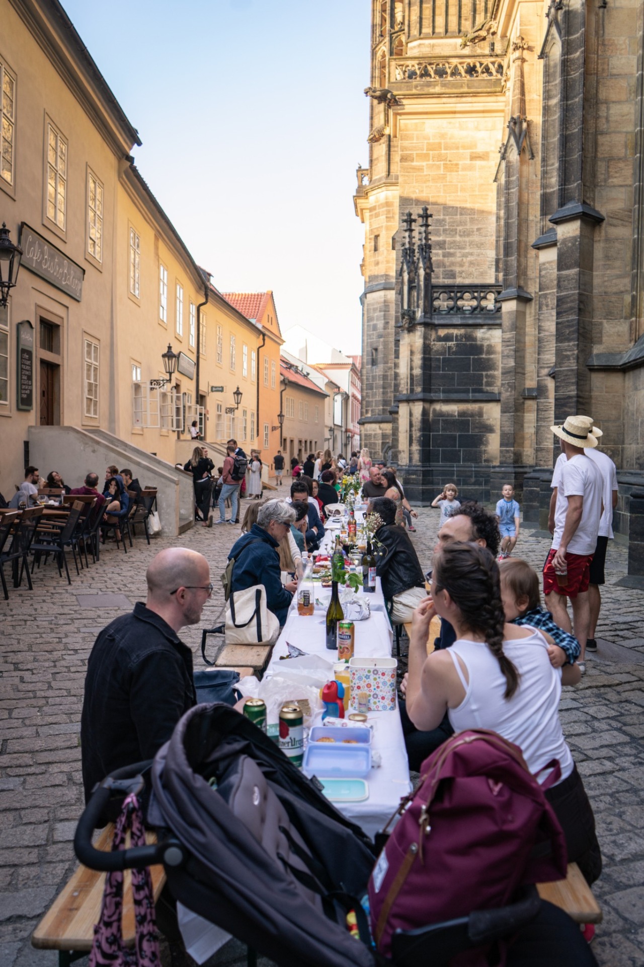 Fotografie 6 projektu Stůl kolem katedrály